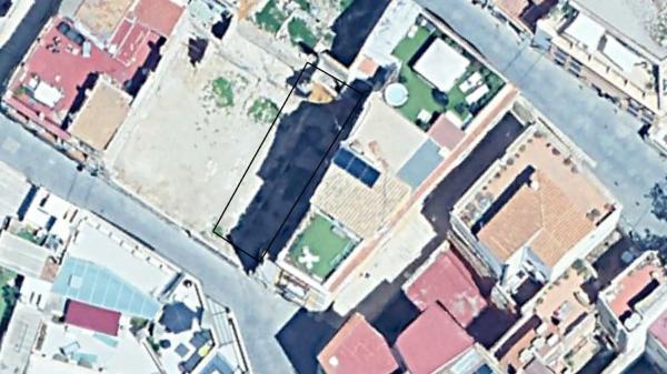 Terreno en calle del Carmen thumbnail 2