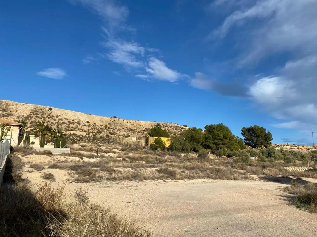 Terreno en venta en Alicante / Alacant, Alicante photo 4