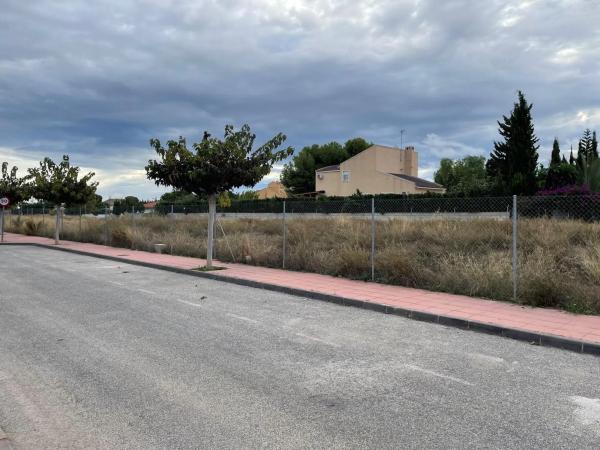 Terreno en calle del Llinsó, 17 photo 2