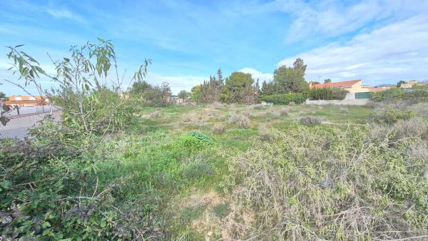 Terreno en calle Limoneros, 9 thumbnail 2