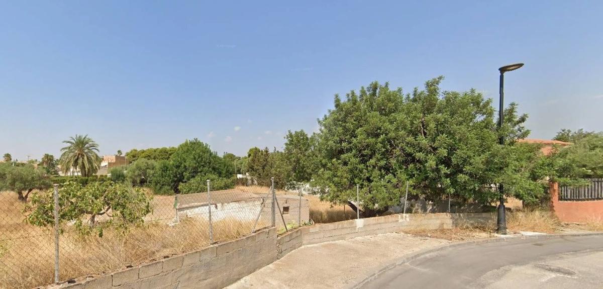 Terreno en venta en San Vicente del Raspeig, Alicante photo 1