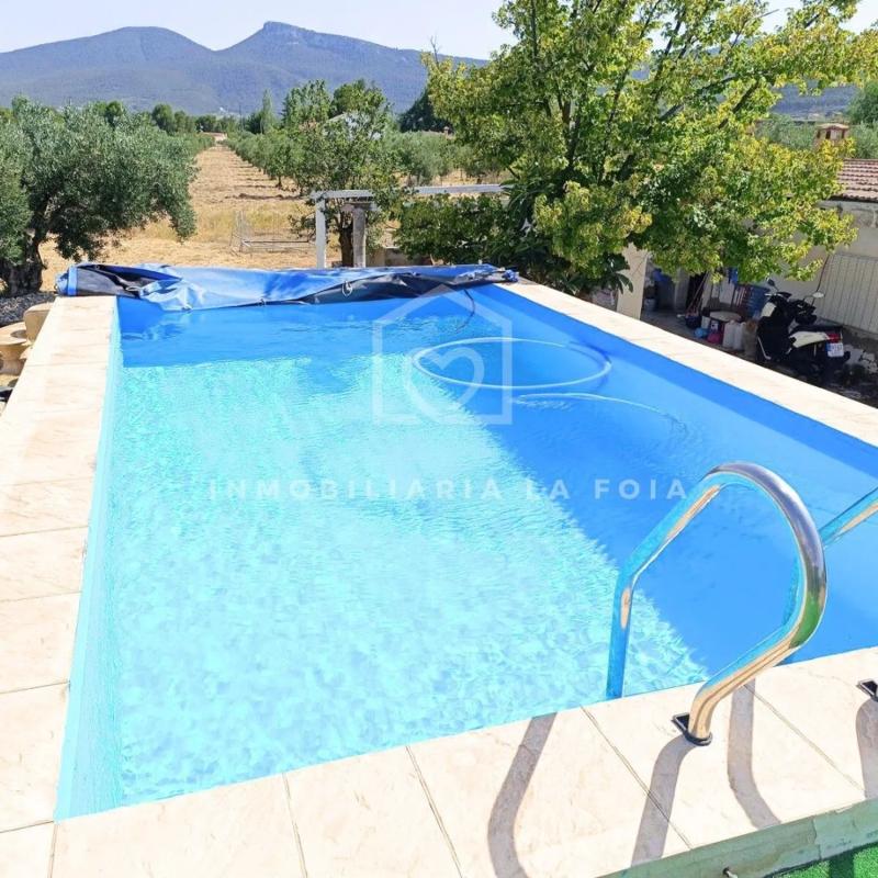 Land for sale in Castalla, Alicante photo 1