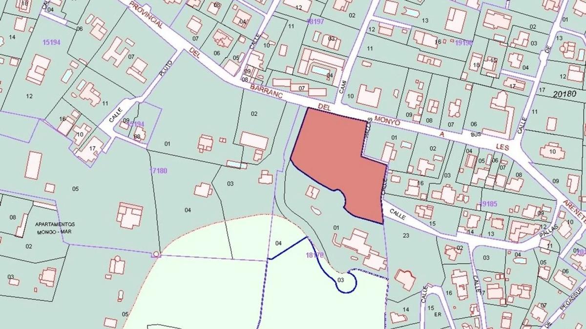 Terreno en venta en Denia, Alicante photo 2