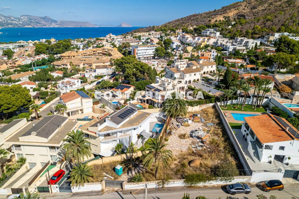 Land for sale in Alfaz del Pi, Alicante photo 3