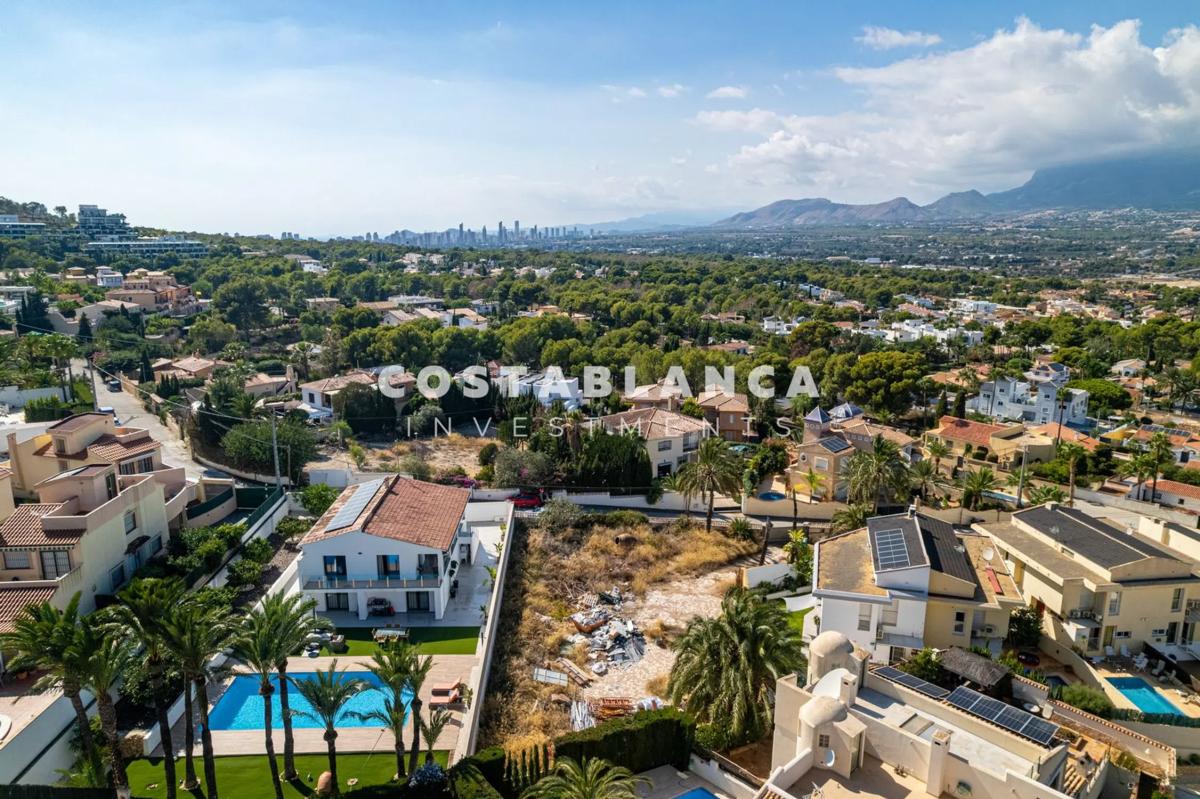 Land for sale in Alfaz del Pi, Alicante photo 4
