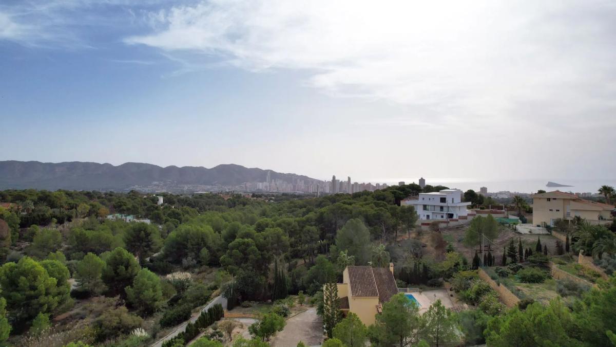 Land for sale in Benidorm, Alicante photo 2