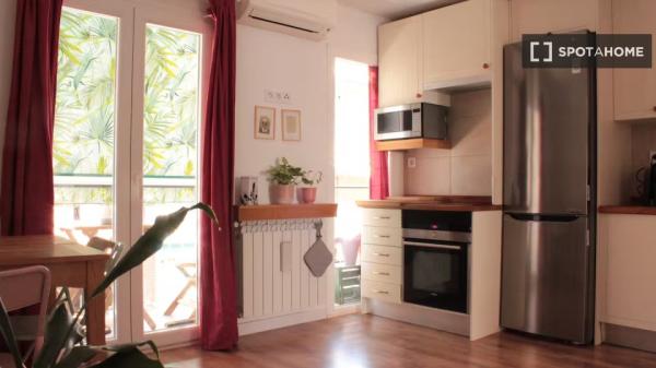 Apartment for rent in  C. Marina Lavandeira , Madrid photo 4