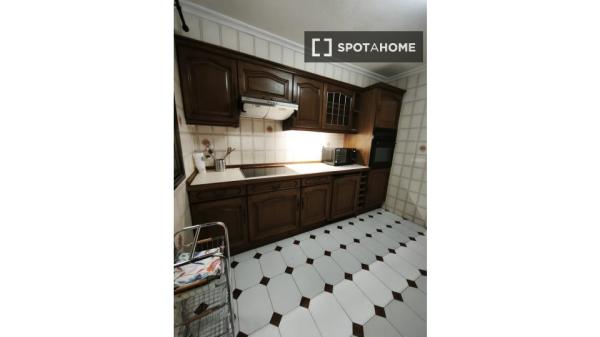 Apartment for rent in C. de Julio Palacios , Madrid thumbnail 2