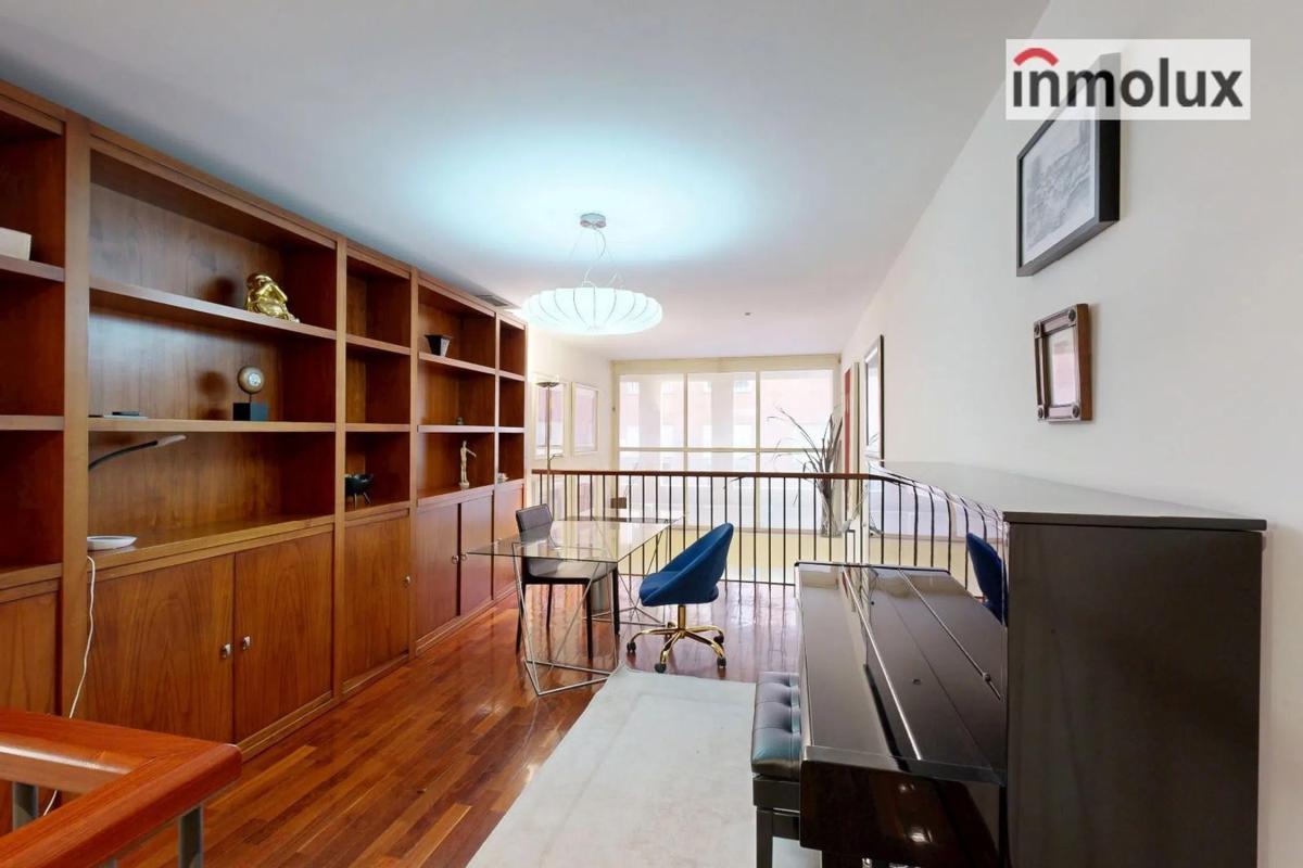 Venta de duplex en Calle Aurora, Elche / Elx photo 1
