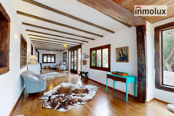 Chalet wolnostojący na sprzedaż w  Calle Partida, Elche / Elx photo 1