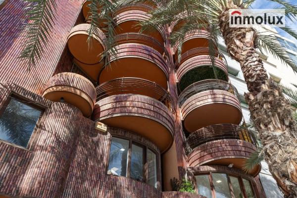 Venta de piso en Plaza de los Luceros, Alicante / Alacant
thumbnail 2