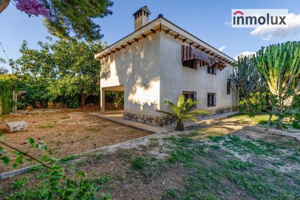 Chalet wolnostojący na sprzedaż w Calle Galatea, El Campello photo 1