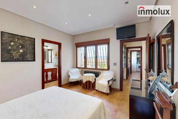 Chalet independiente en venta en Castalla, Castalla
thumbnail 1