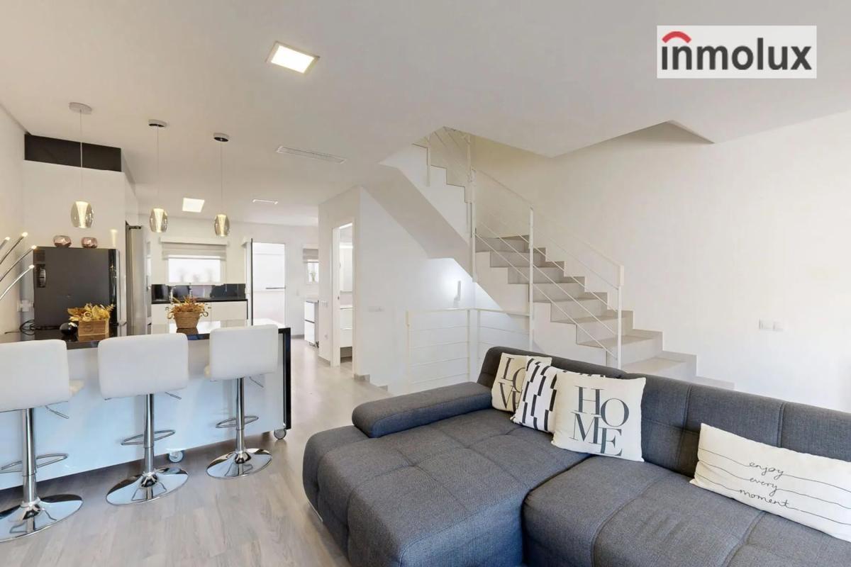 Sale of townhouse in Calle Soprano Ainhoa Arteta , Aspe photo 1