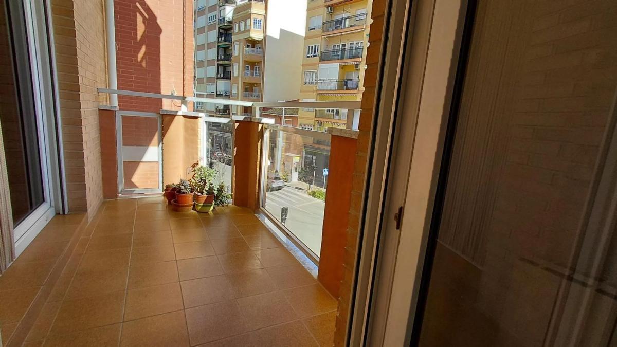 Venta de piso en El Carril - Paseo de Chapi, Villena
photo 5
