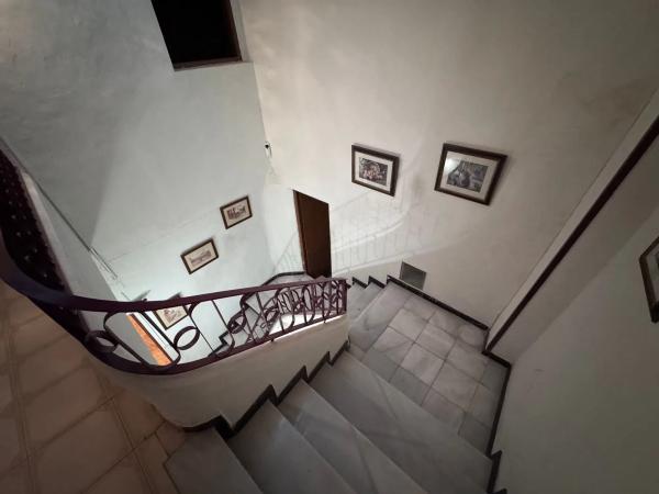 Chalet pareado en calle Baja photo 4