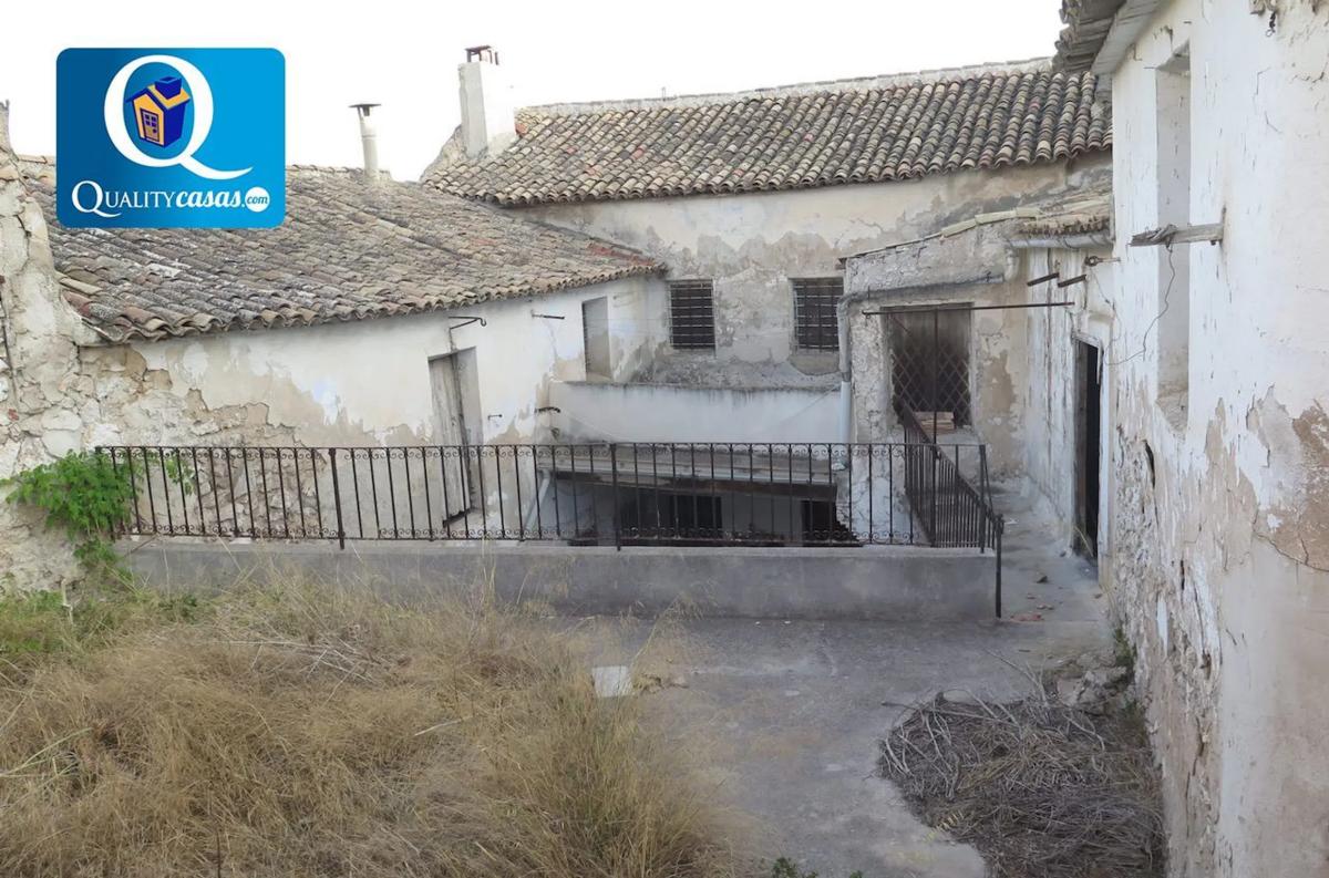 Propiedades en venta y alquiler en España photo 1