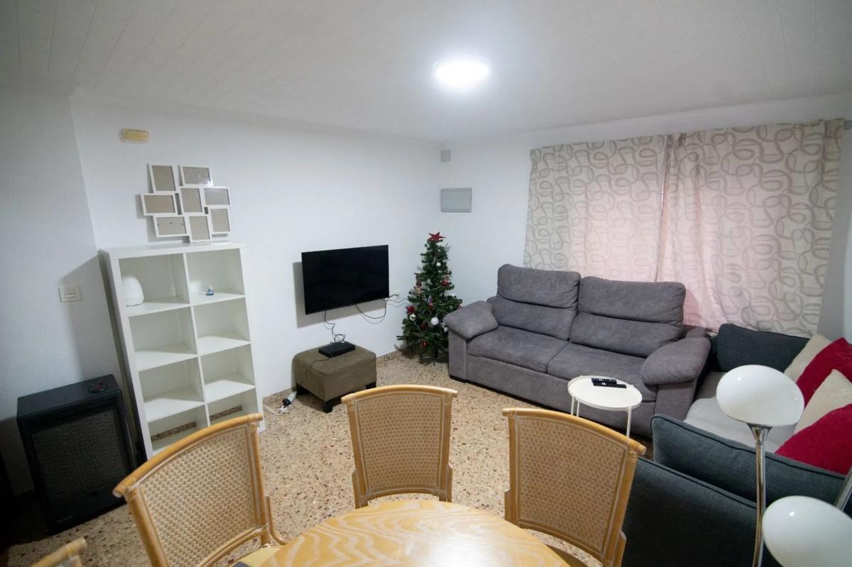 Sale of apartment in CL CRUZ DE MAYO, Villena
photo 1
