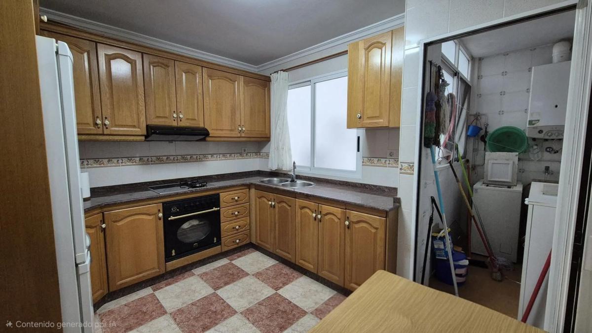 Sale of apartment in Calle Blasco, Villena
 photo 2