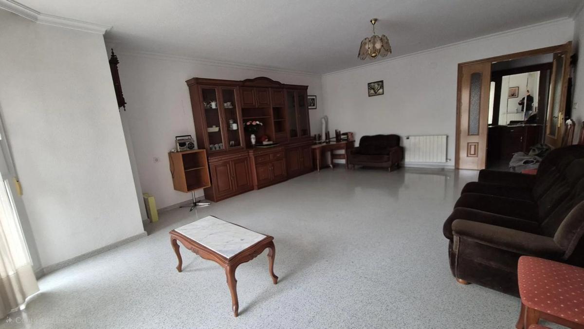 Sale of apartment in Calle Blasco, Villena
 photo 3