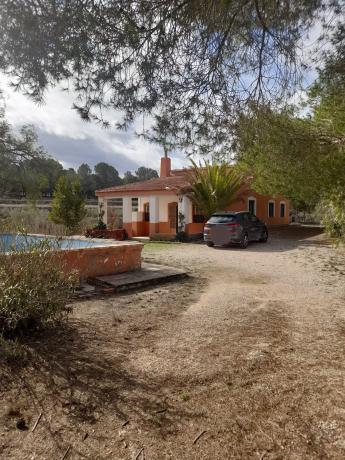 Finca rustykalna na sprzedaż w  Plaza Poligono 1, 7 , Saks photo 1