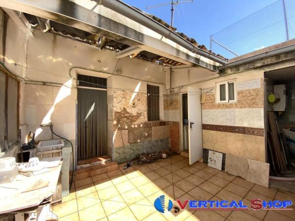 Chalet independiente en venta en Calle Francisco Azorín, Villena
 photo 1