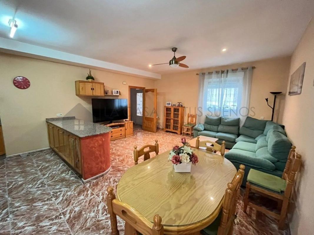 Sale of independent chalet in Sax, Sax
photo 4
