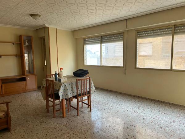 Продажа квартиры на Calle Pintor Sorolla, Албате́ра
 photo 1