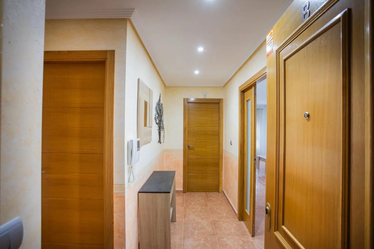 Продажа квартиры на Calle Oscar Esplá, 32, Албате́ра
photo 1