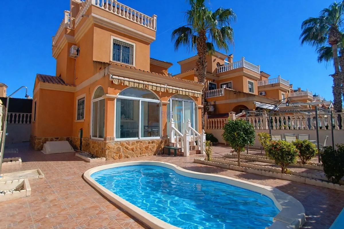 Продажа отдельного шале в  Algorfa, Алгорфа photo 3