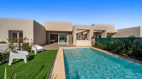 Chalet independiente en venta en Polígono Sector III-Campo de Go, Algorfa
 photo 2