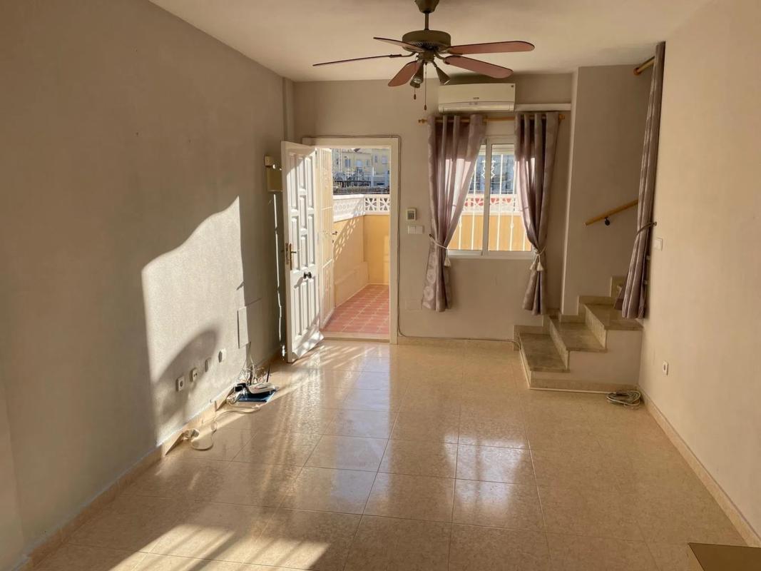 Sale of townhouse in  Almoradí , Almoradí photo 4