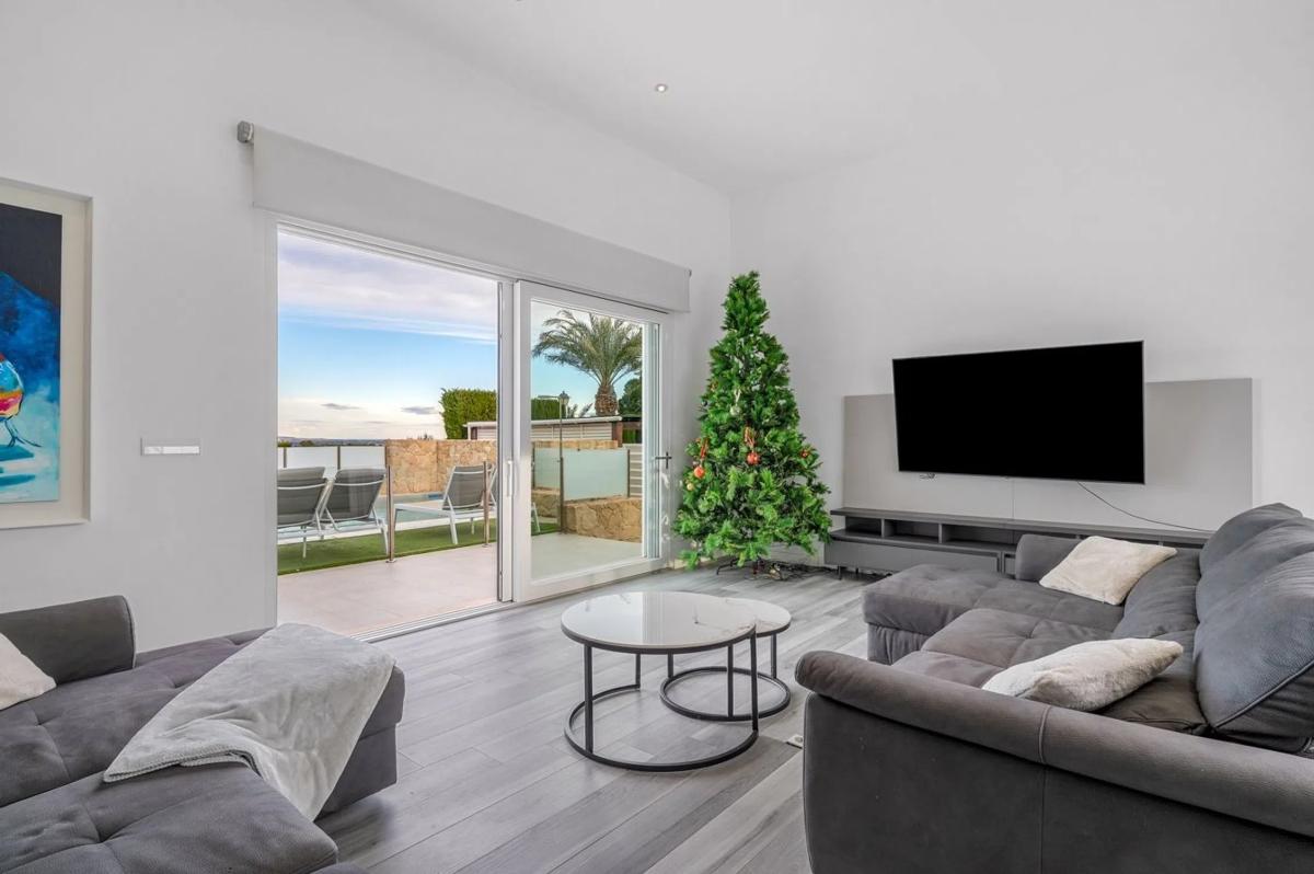 Sale of independent chalet in Calle Estrella, 18, Almoradí
 photo 2