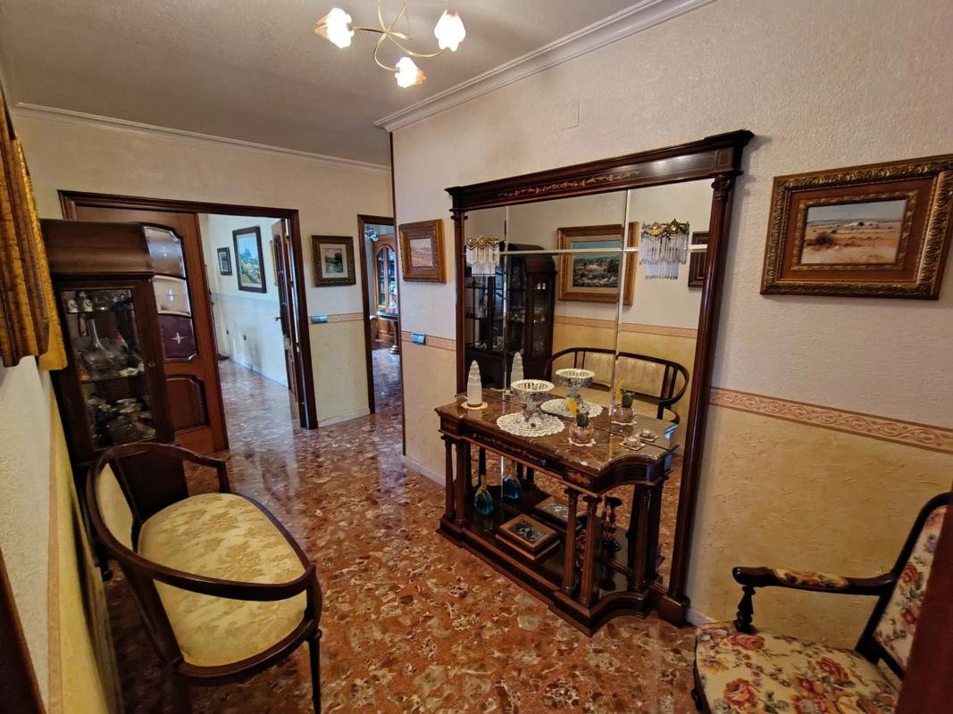 Sale of townhouse in  Calle San Jose , Almoradí photo 4