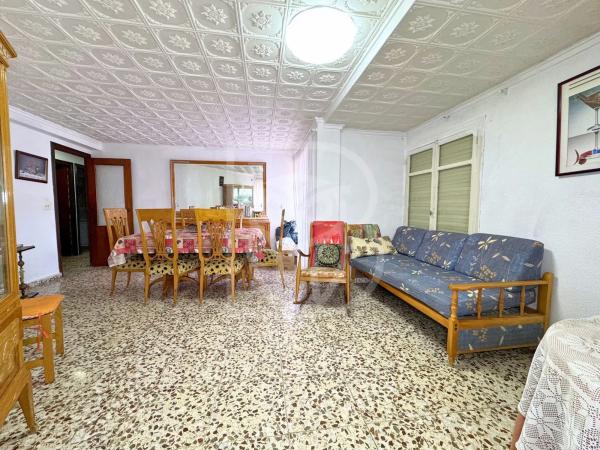 Sale of flat in Calle Nueve de Octubre, Almoradí
 photo 1