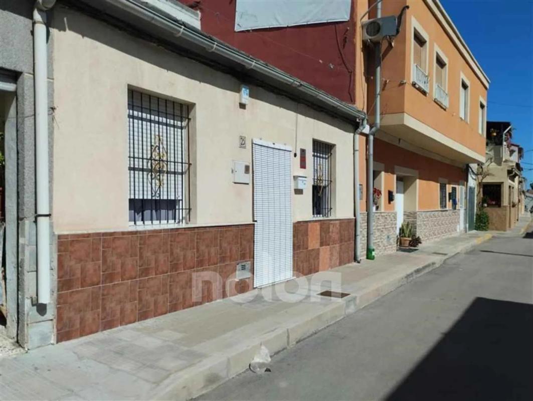Sale of townhouse in  Almoradí , Almoradí photo 2