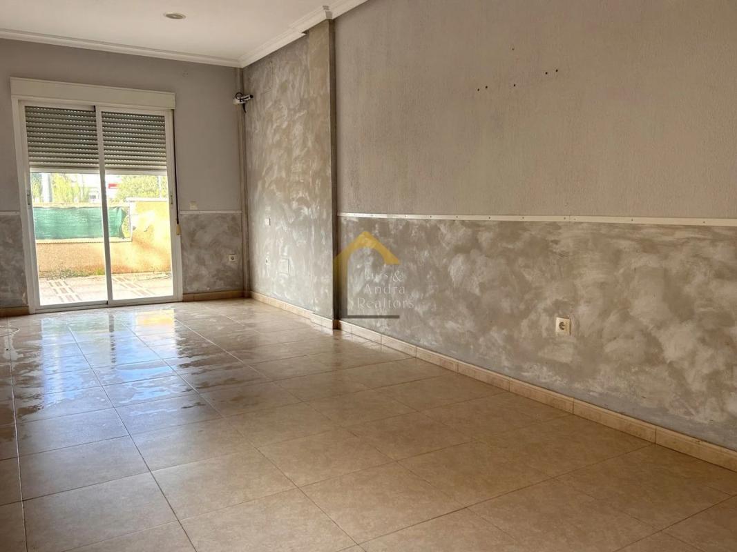 Sale of townhouse in Benferri , Benferri photo 2