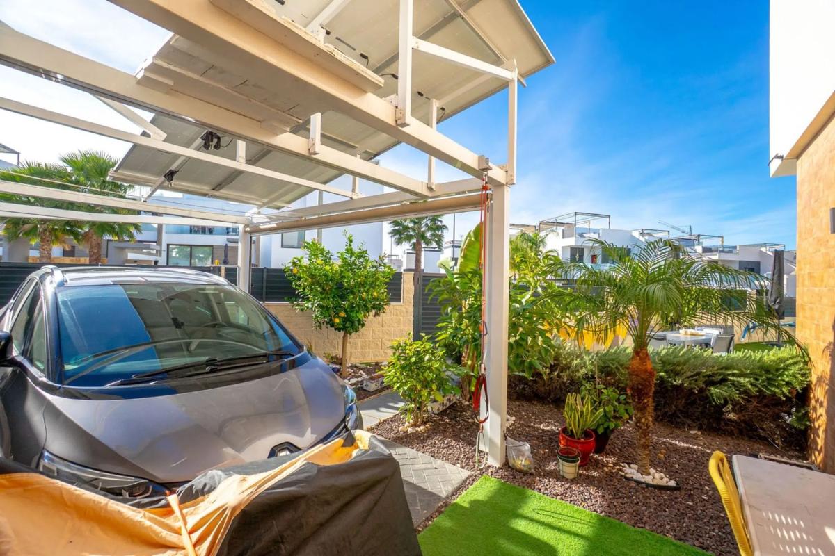 Sale of independent chalet in Calle Goya, 12, Benijofar
 photo 4