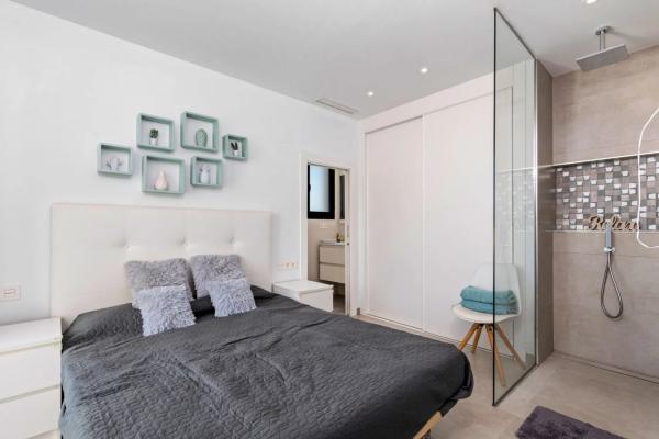 Independent chalet for sale in Calle Infanta Elena, Benijofar
thumbnail 2