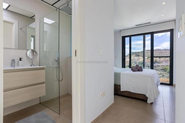 Independent chalet for sale in Calle Infanta Cristina, Benijofar
 photo 4