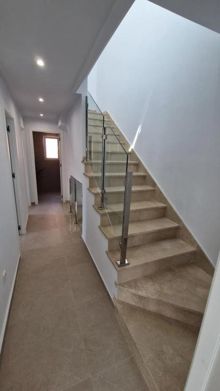 Продажа отдельного шале в Calle Alcalde José Calvo Sáez, Бигастро photo 4