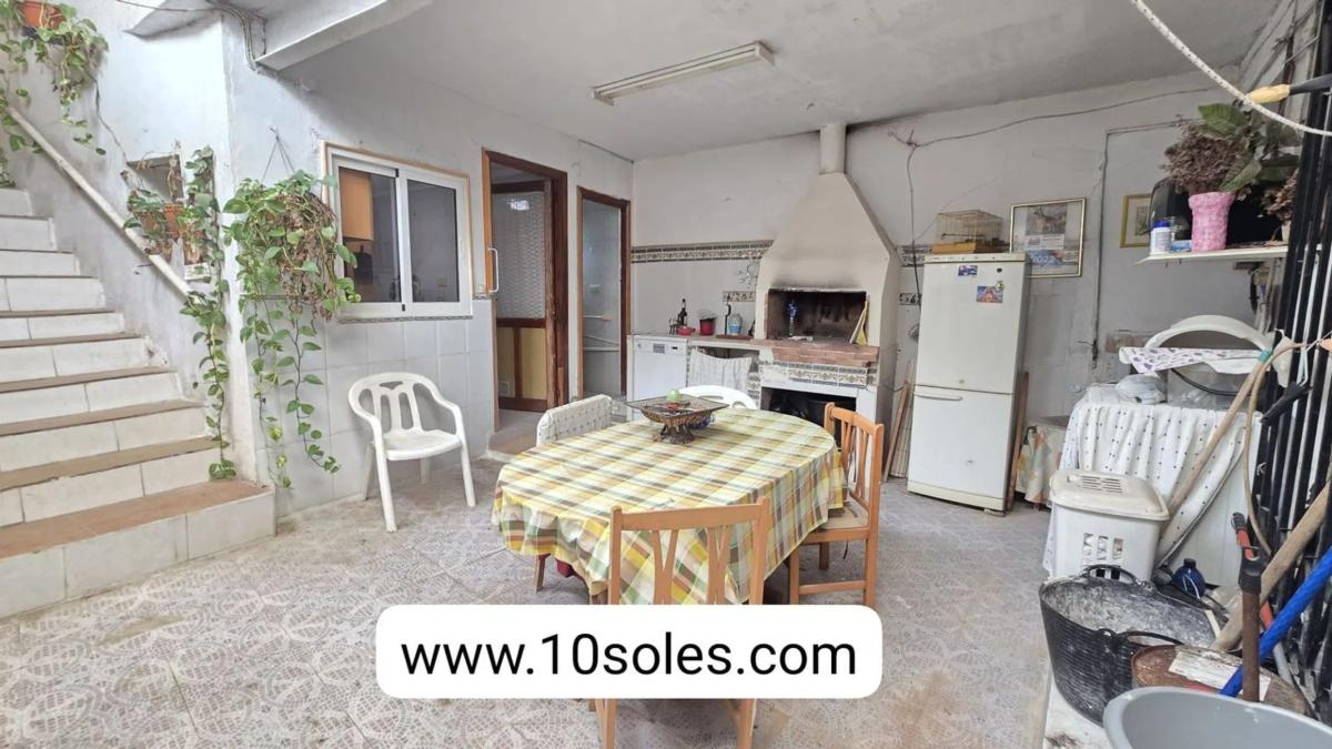 Недвижимость на продажу и в аренду в Испании photo 3