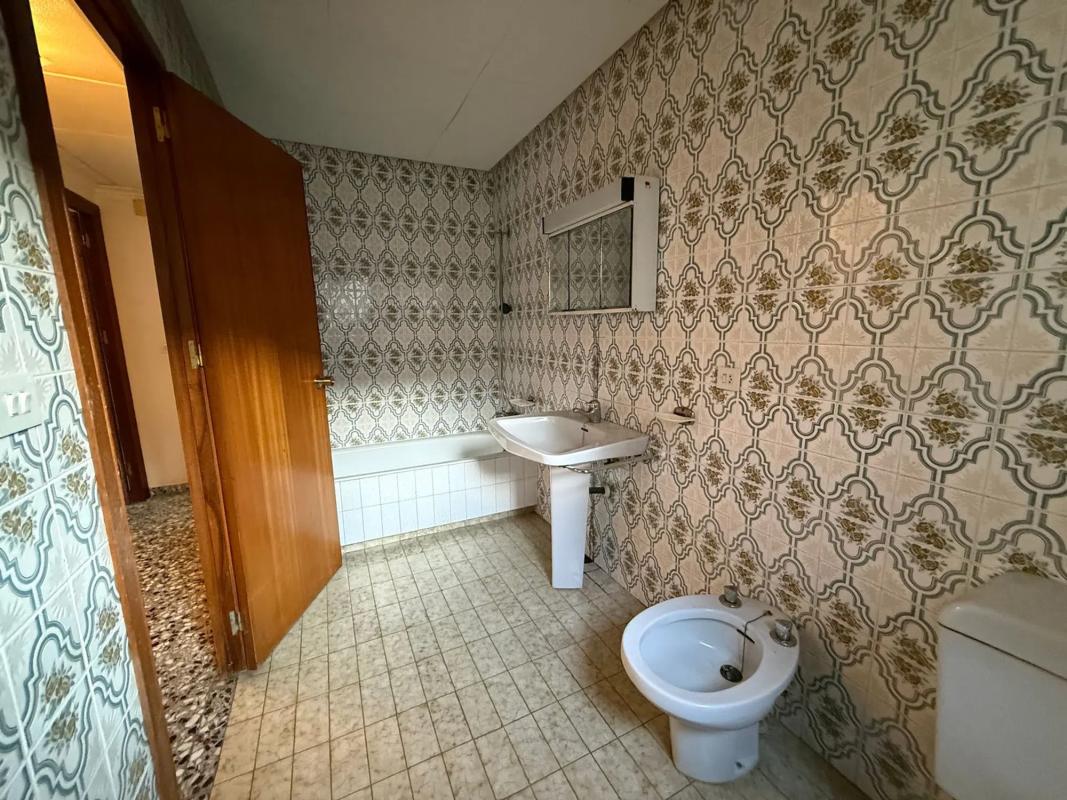 Недвижимость на продажу и в аренду в Испании photo 5