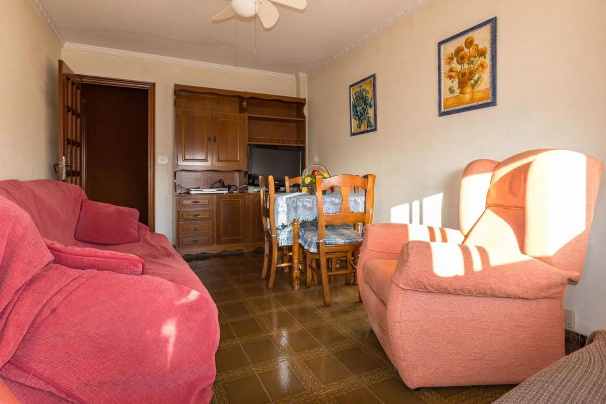 Sale of apartment in Calle Menéndez Pidal, Bigastro
photo 2