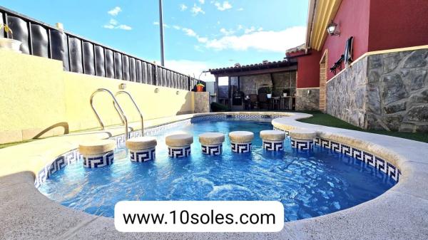 Chalet independiente en venta en Bigastro, Bigastro
 photo 1