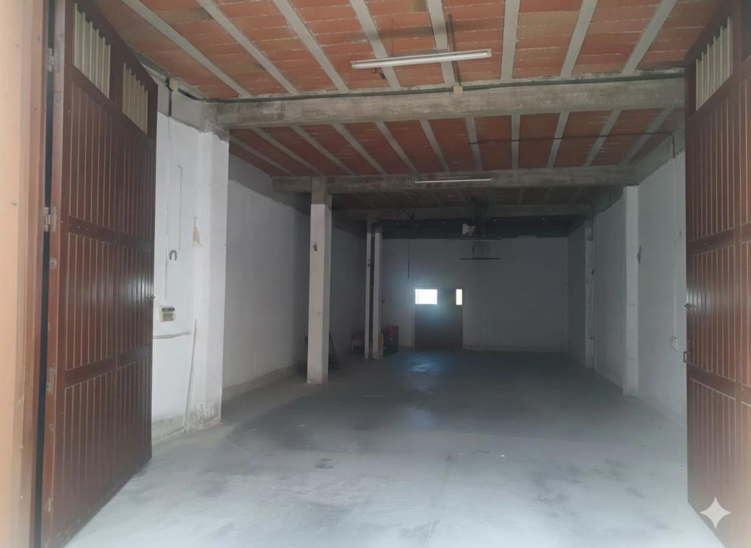 Продажа таунхауса в  Calle Aureliano Díaz, 68 , Бигастро photo 2