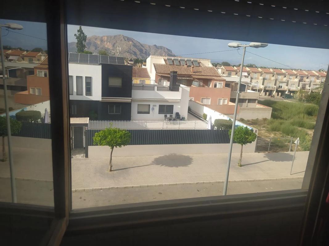 Продажа таунхауса в  Calle Aureliano Díaz, 68 , Бигастро photo 4