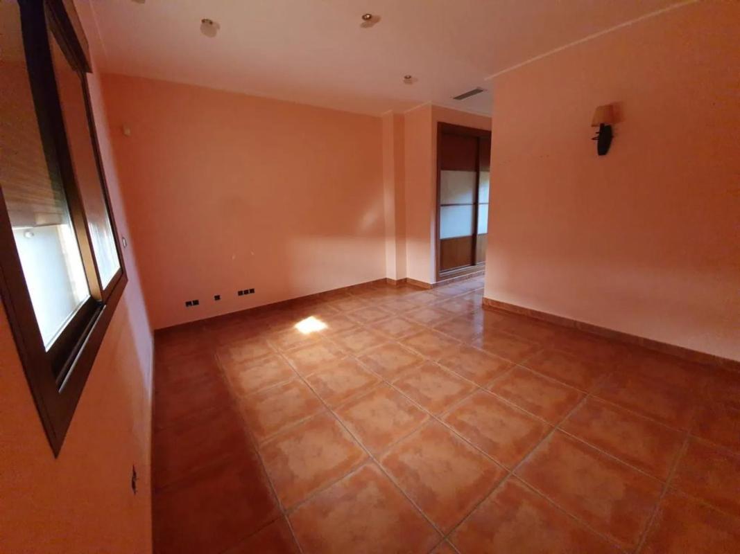 Sale of independent chalet in Calle Irlanda, Bigastro
photo 4
