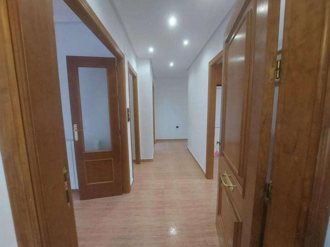 Продажа отдельного шале в  Calle Barcelona, 49, Кокс photo 4