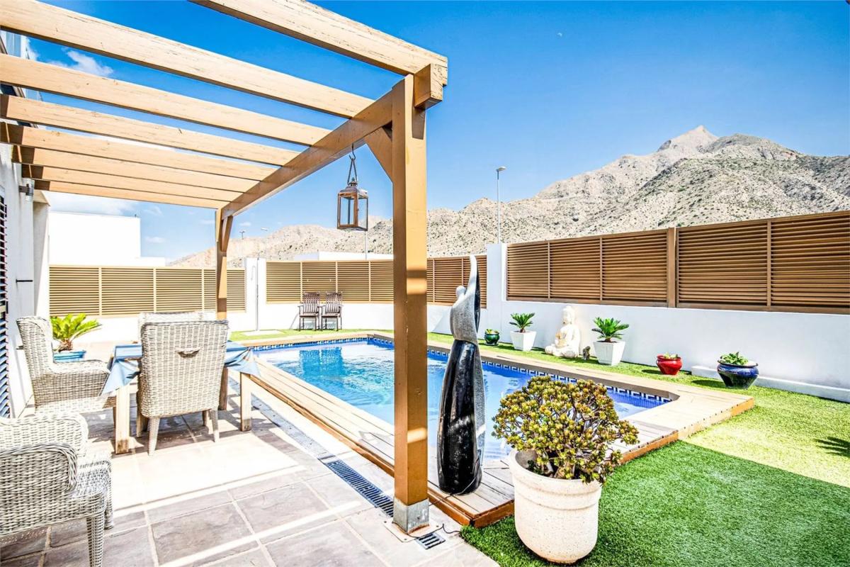 Venta de chalet independiente en Calle suecia, Cox
 photo 5